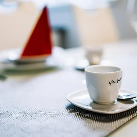 Ah Luxury Bastova 10 * Koszyce