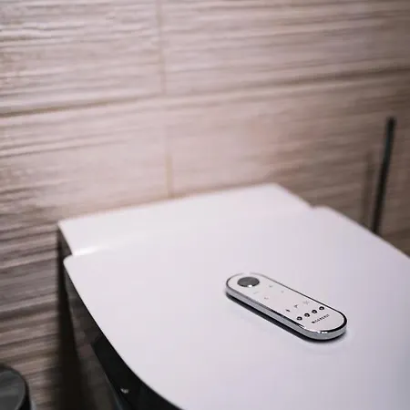 Ah Luxury Bastova 10 شقة كَشّا