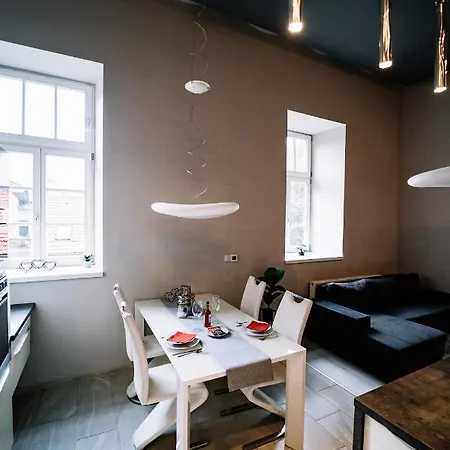 Ah Luxury Bastova 10 Koszyce