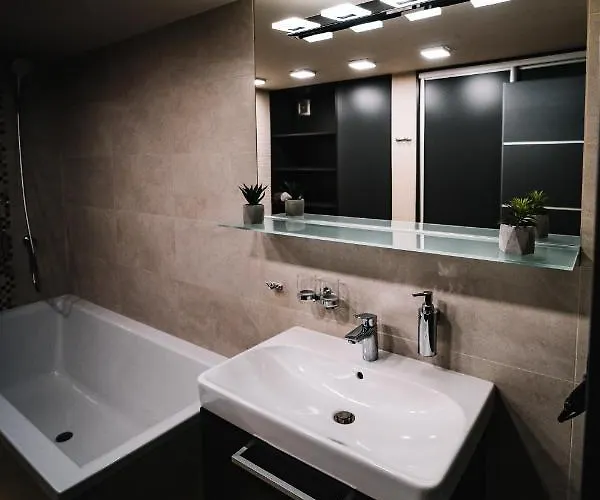 Ah Luxury Bastova 10 * Kassa