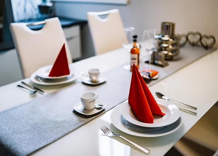 Ah Luxury Baštová 10 *