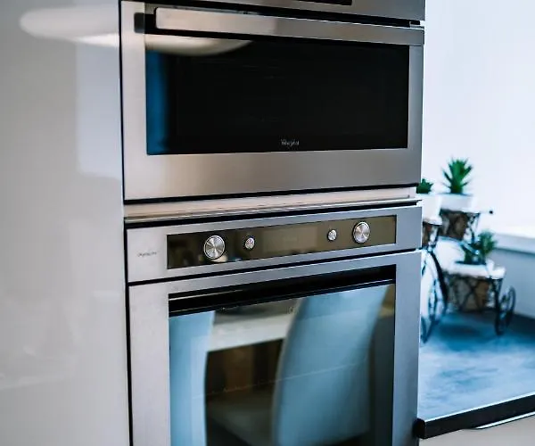 Ah Luxury Bastova 10 Apartman *